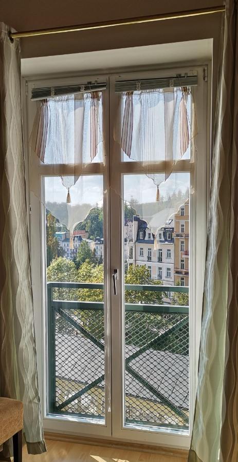 Apartment Marina Marianske Lazne Exterior photo